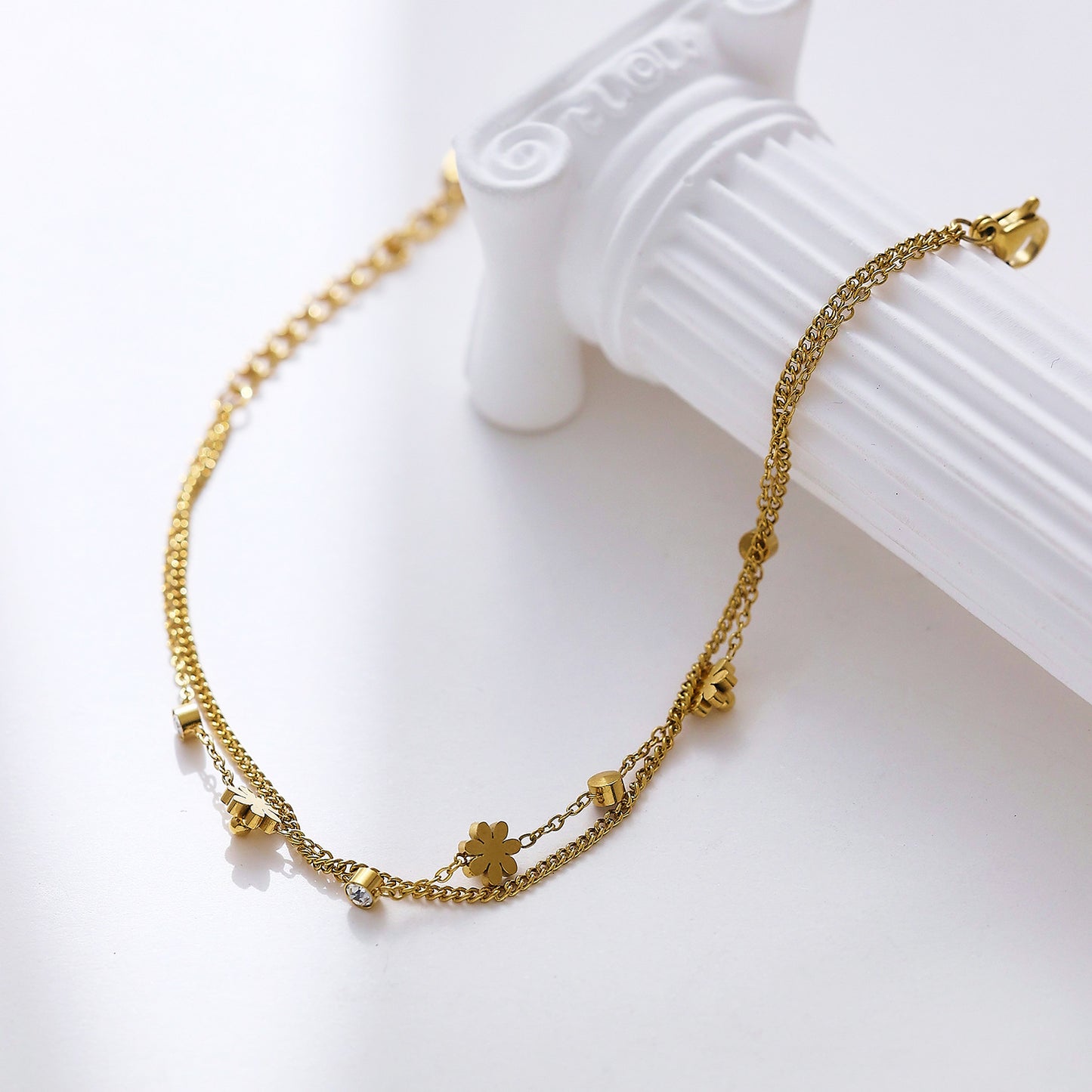 Sparkling Flower Chain Bracelet